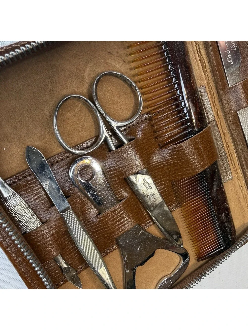 Vintage Trojan Made in England Leather Travel Grooming Shaving Kit Gillette